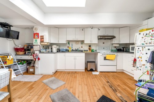 5833 Macdonald Street, Vancouver, BC 