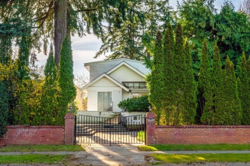5833 Macdonald Street, Vancouver, BC 