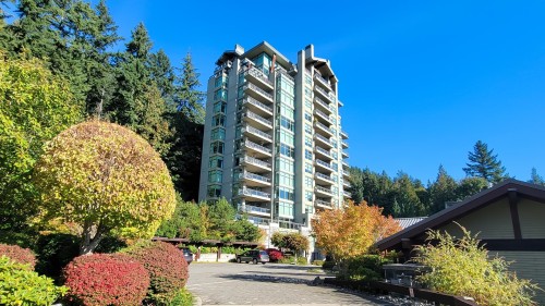 801-3315 Cypress Place, West Vancouver, BC 