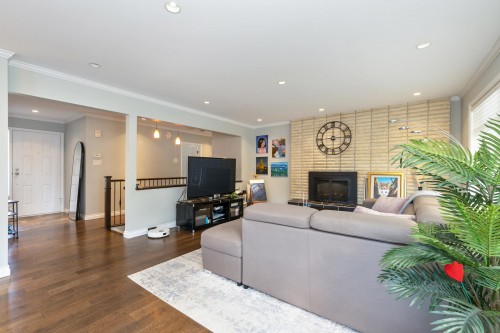 532 Perth Avenue, Coquitlam, BC 