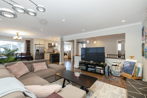 532 Perth Avenue, Coquitlam, BC 