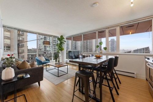 609-1325 Rolston Street  Vancouver, BC V6B 0M2