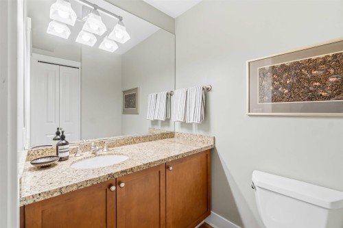 2420 Sasamat Street, Vancouver, BC 