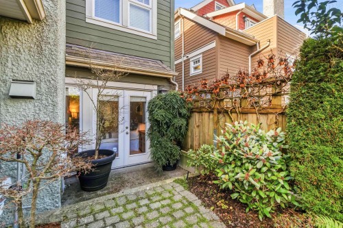 2420 Sasamat Street, Vancouver, BC 