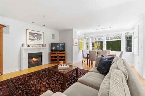 2420 Sasamat Street, Vancouver, BC 