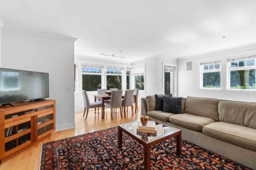 2420 Sasamat Street, Vancouver, BC 