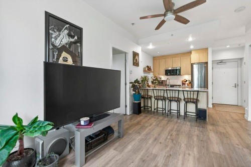 210-9080 University Crescent, Burnaby, BC 
