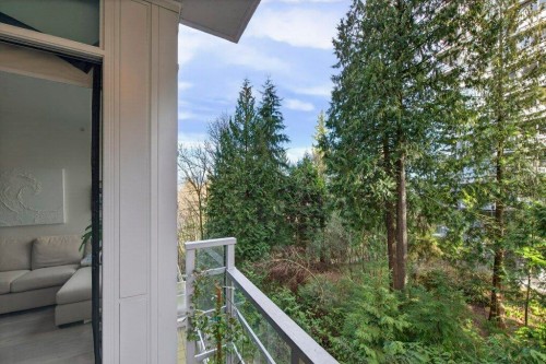 210-9080 University Crescent, Burnaby, BC 