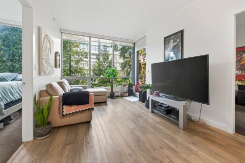 210-9080 University Crescent, Burnaby, BC 