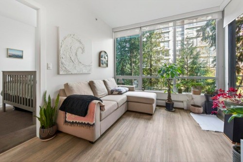 210-9080 University Crescent, Burnaby, BC 