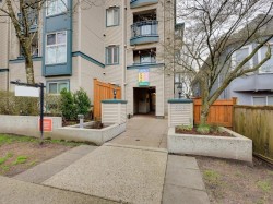 209-688 16th Avenue E Vancouver, BC V5T 2V4