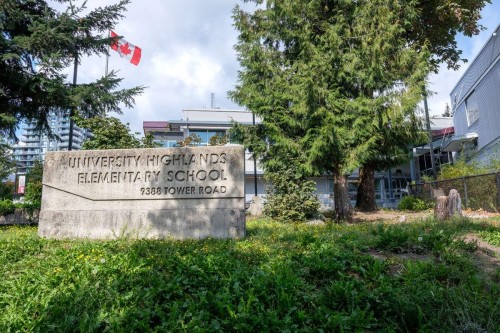 403-9232 University Crescent, Burnaby, BC 