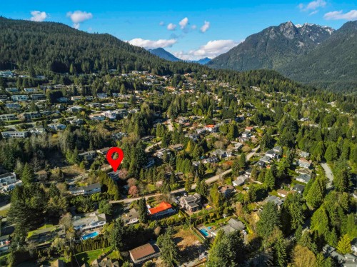 680 St. Andrews Road, West Vancouver, BC 