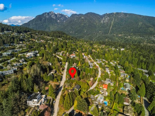 680 St. Andrews Road, West Vancouver, BC 