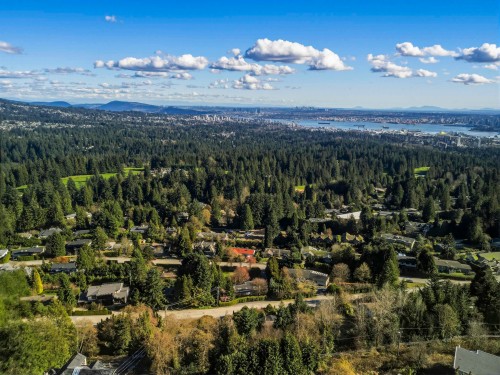680 St. Andrews Road, West Vancouver, BC 