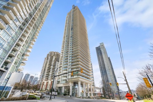 3302-1888 Gilmore Avenue  Burnaby, BC V5C 0L2