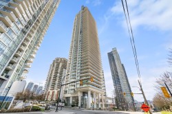 3302-1888 Gilmore Avenue  Burnaby, BC V5C 0L2