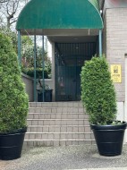 302-3590 26th Avenue W Vancouver, BC V6S 1N9