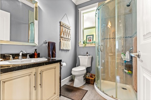 915 Thistle Place, Britannia Beach, BC 