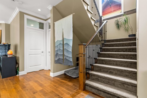 915 Thistle Place, Britannia Beach, BC 