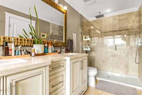 915 Thistle Place, Britannia Beach, BC 