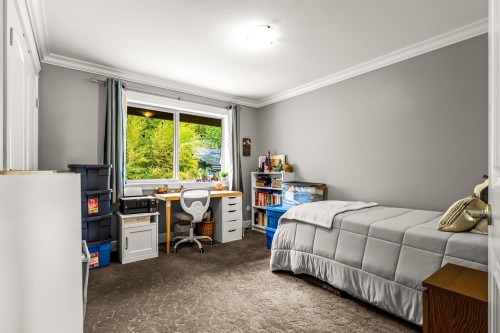 915 Thistle Place, Britannia Beach, BC 