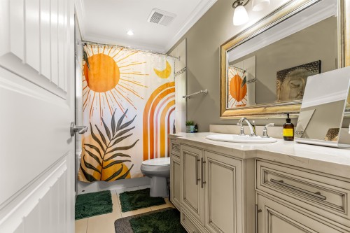 915 Thistle Place, Britannia Beach, BC 