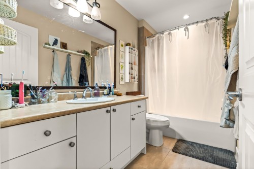 915 Thistle Place, Britannia Beach, BC 