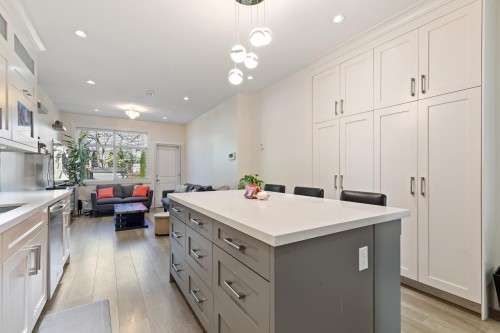 1945 Morgan Avenue, Port Coquitlam, BC 