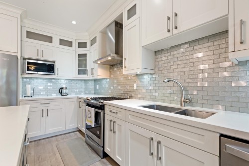 1945 Morgan Avenue, Port Coquitlam, BC 