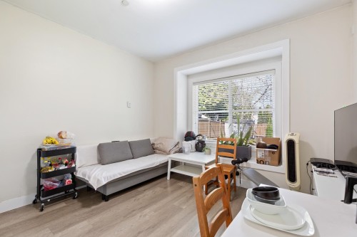 1945 Morgan Avenue, Port Coquitlam, BC 