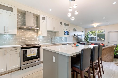 1945 Morgan Avenue, Port Coquitlam, BC 