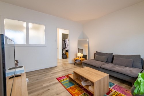 3315 6Th Avenue W, Vancouver, BC 