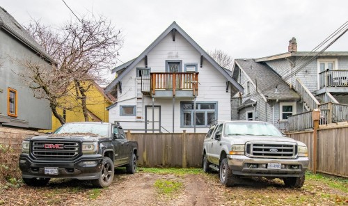 3315 6Th Avenue W, Vancouver, BC 
