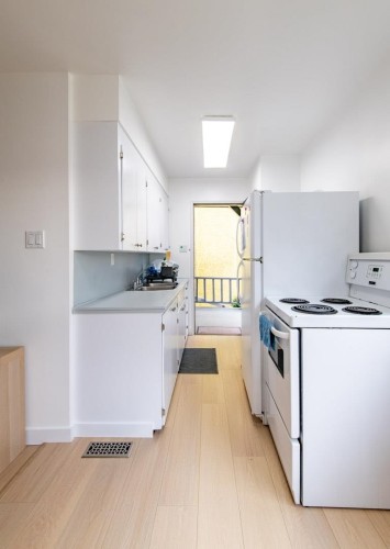 3315 6Th Avenue W, Vancouver, BC 