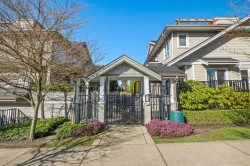 1127 St. Andrews Avenue  North Vancouver, BC V7L 0A6