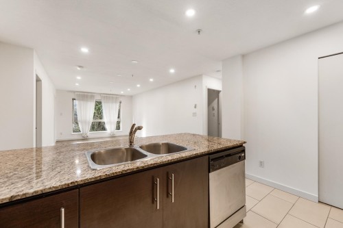 215-11665 Haney Bypass, Maple Ridge, BC 