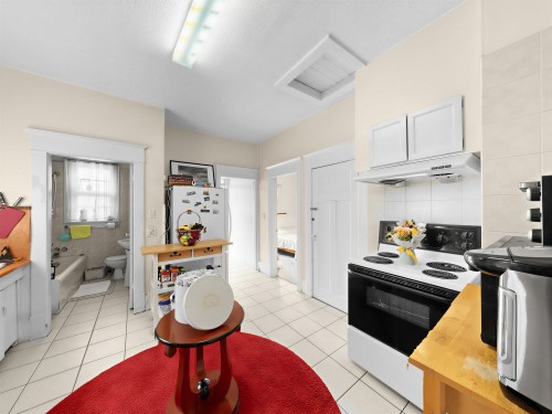 2130 William Street, Vancouver, BC 