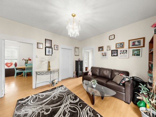 2130 William Street, Vancouver, BC 