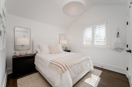 2040 58Th Avenue W, Vancouver, BC 