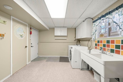 7776 Davies Street, Burnaby, BC 