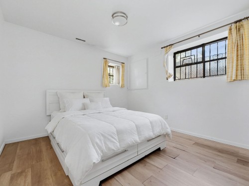 4264 Fitzgerald Avenue, Burnaby, BC 