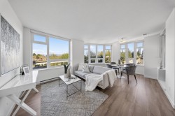 713-5470 Ormidale Street  Vancouver, BC V5R 0G6