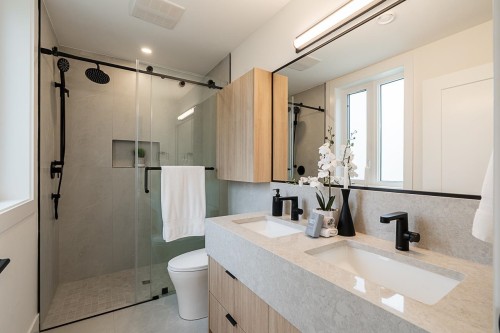 1-2248 48Th Avenue E, Vancouver, BC 