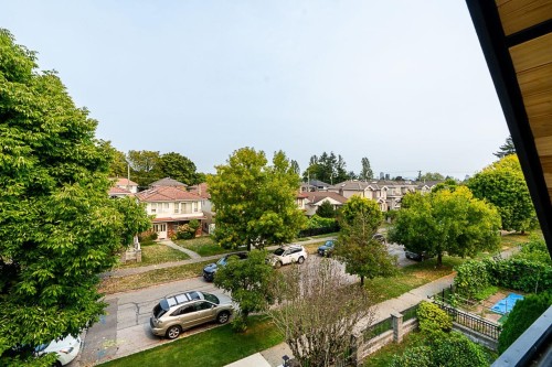 1-2248 48Th Avenue E, Vancouver, BC 