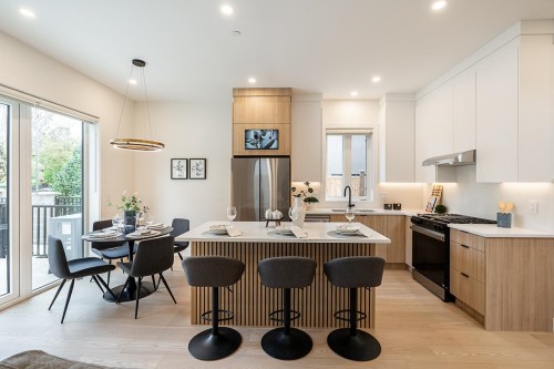 1-2248 48Th Avenue E, Vancouver, BC 