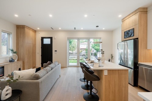 1-2248 48Th Avenue E, Vancouver, BC 