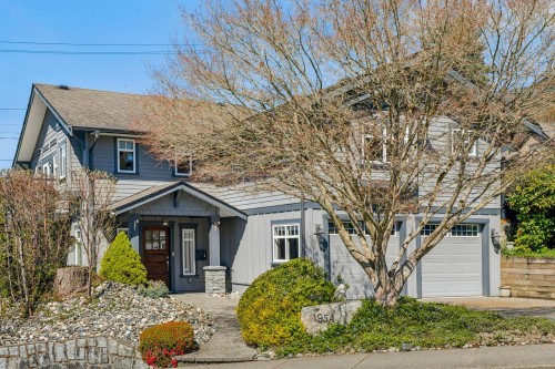 954 Tudor Avenue  North Vancouver, BC V7R 1X7