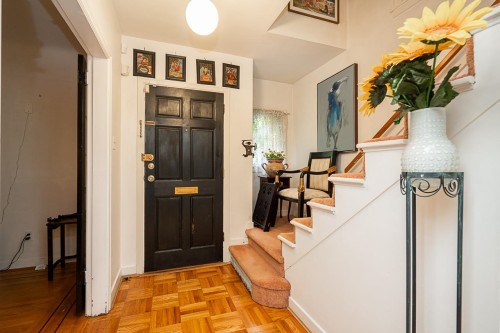 6138 Granville Street, Vancouver, BC 