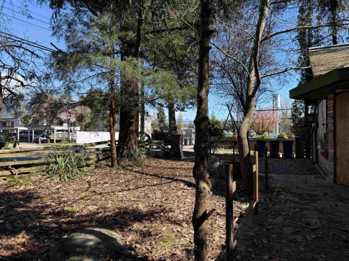 1570 Salisbury Avenue, Port Coquitlam, BC 